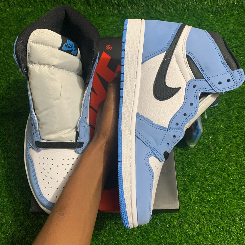 2021 Air Jordan 1 Retro High OG “University Blue” - Picture 6 of 14